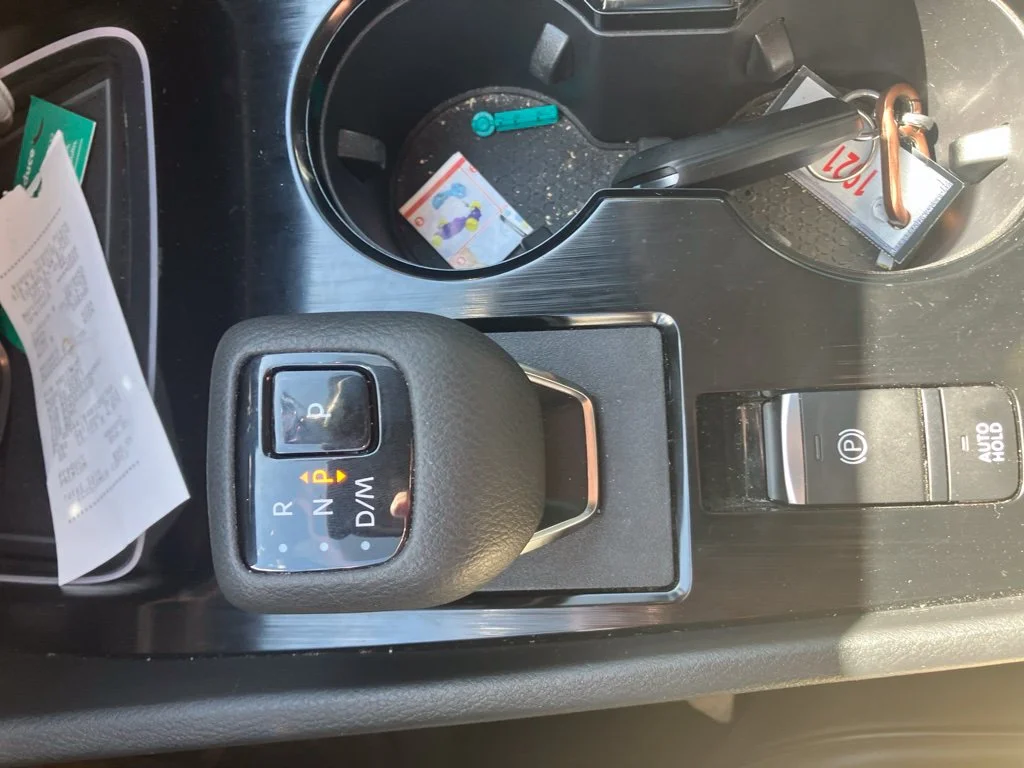 Used 2024 White Nissan SL image 19