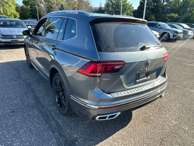 Certified Used 2024 Gray Volkswagen 2.0T SEL R-Line image 5