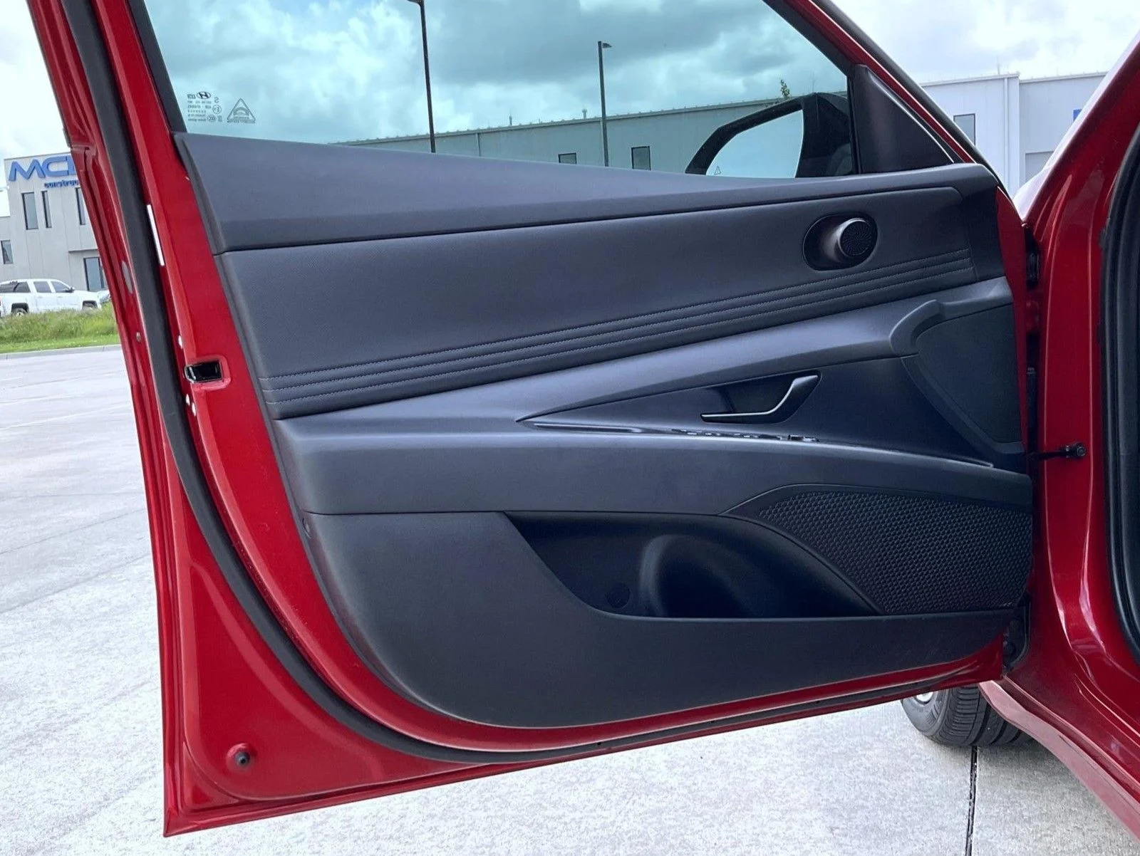 Certified Used 2025 Red Hyundai SEL Sport image 9