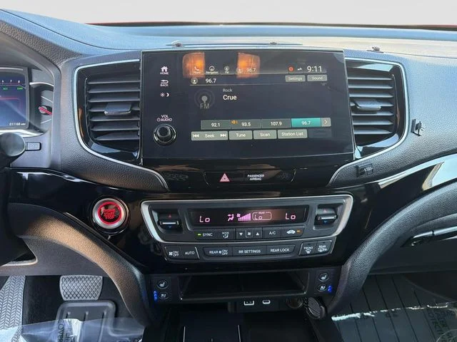 2025 Honda Passport Black Edition - Photo 30