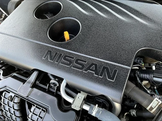 Used 2019 Black Nissan 2.5 SL image 33