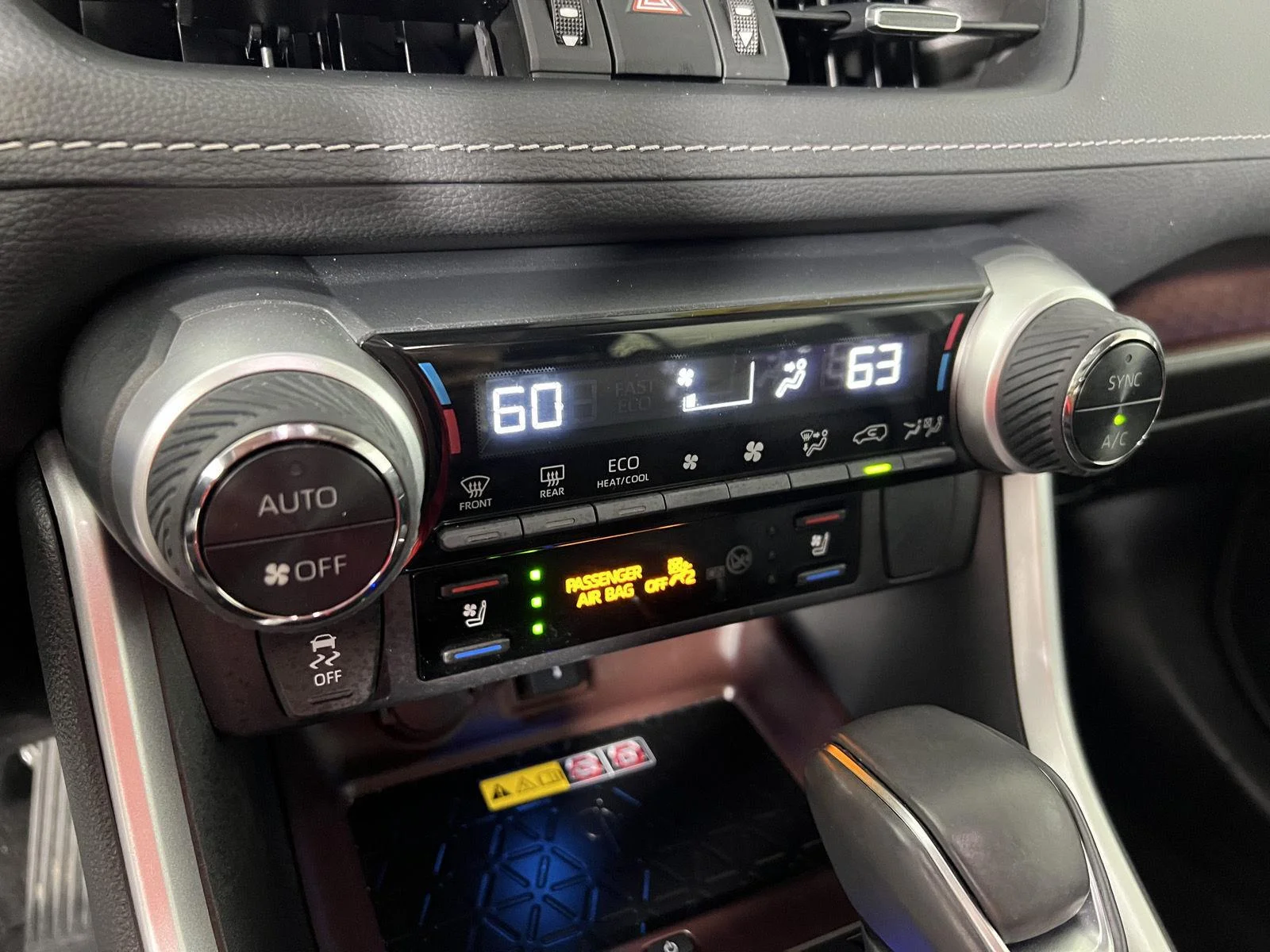 Used 2022 Gy Toyota Hybrid Limited image 29