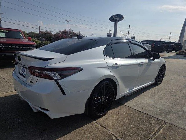 Used 2024 Wind Chill Pearl/Midnight Black Metallic Toyota XSE V6 image 5