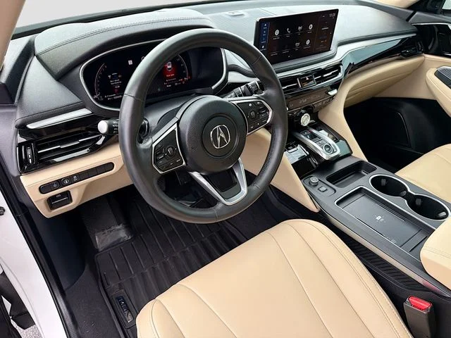 Used 2025 White Acura Base image 9