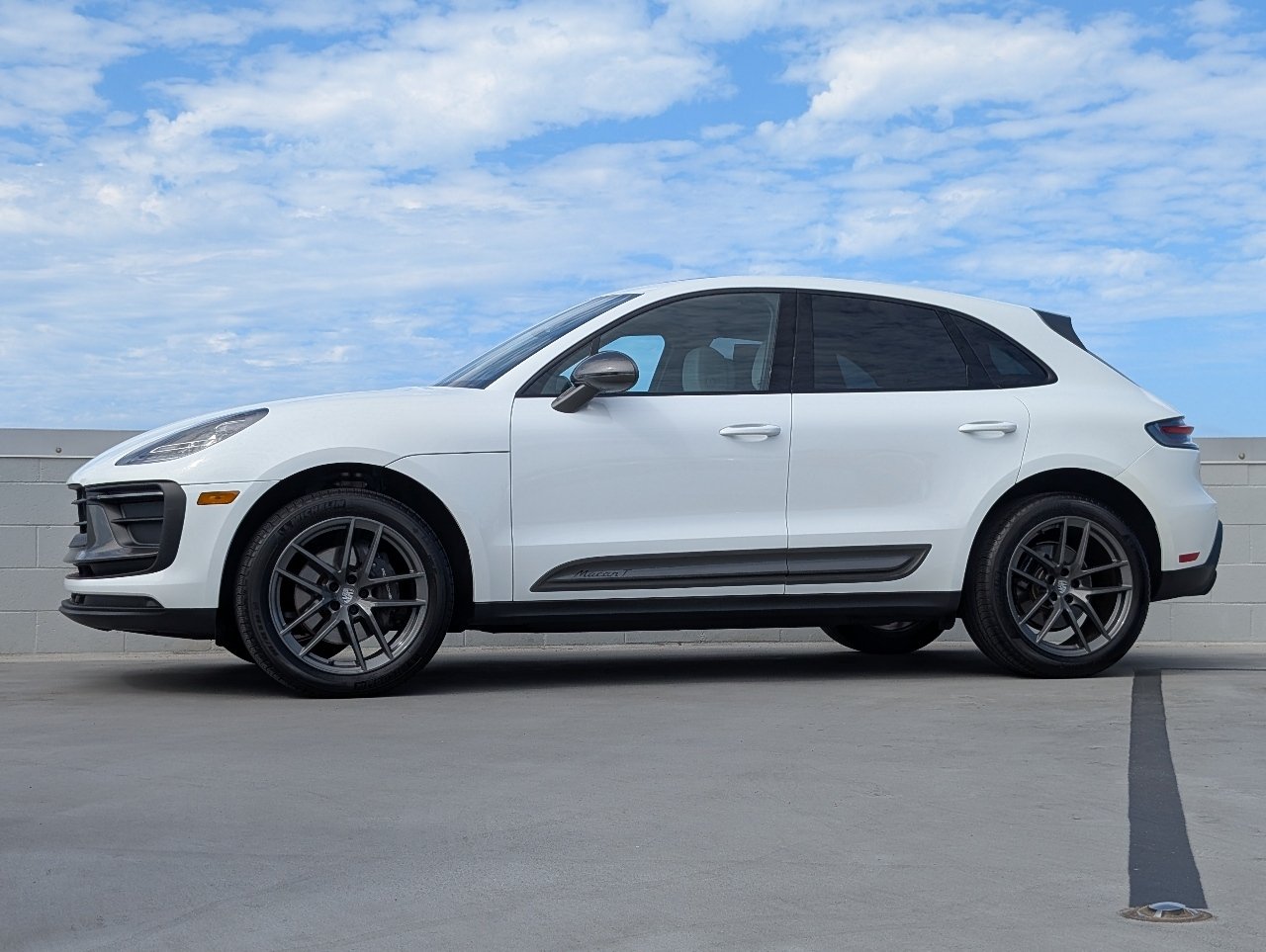 Used 2025 White Porsche T image 2
