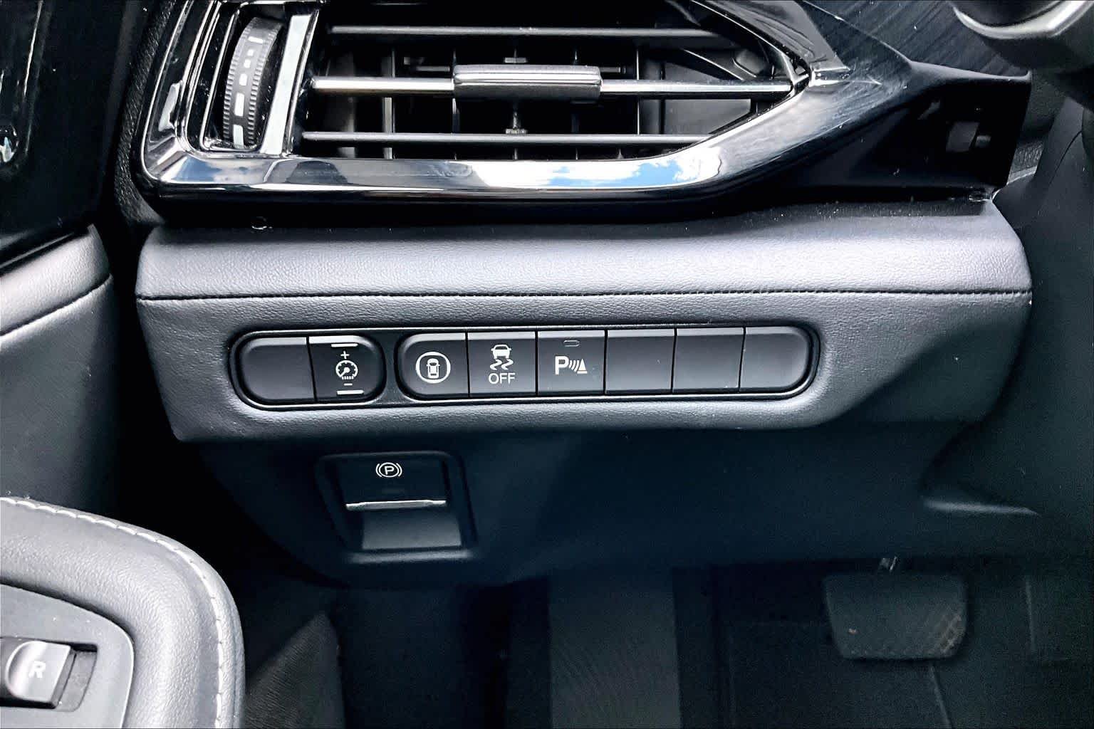 Used 2023 Majestic Black Pearl Acura w/Technology Package image 34