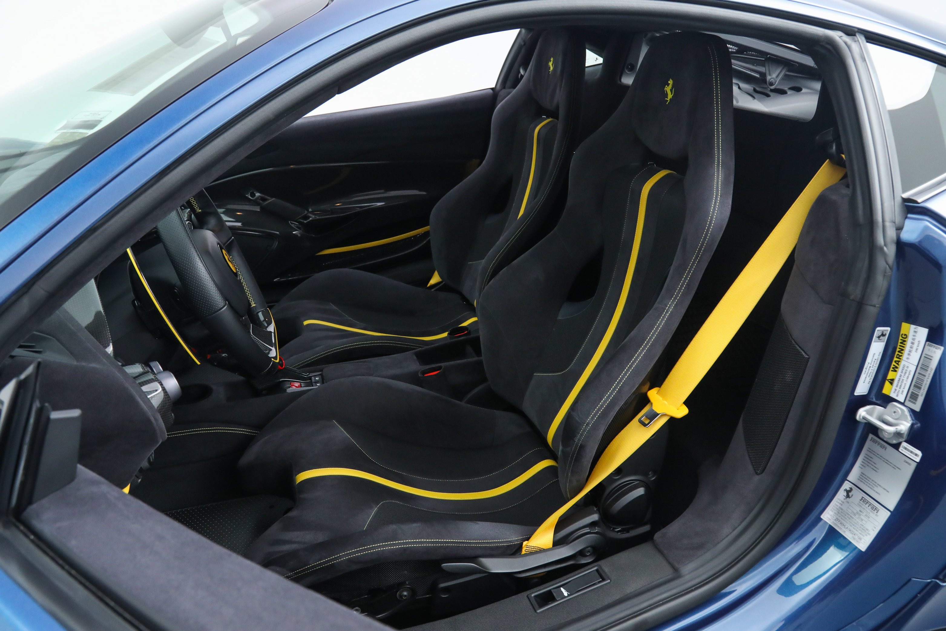 Used 2019 Blue Ferrari  image 5