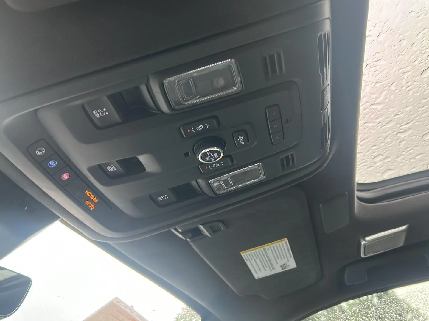 Used 2021 Crystal White Tricoat Cadillac Premium Luxury Platinum image 16