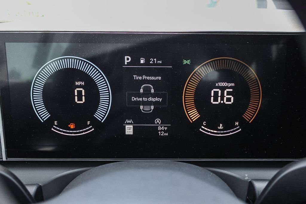 New 2026 White Hyundai SEL Plus image 21