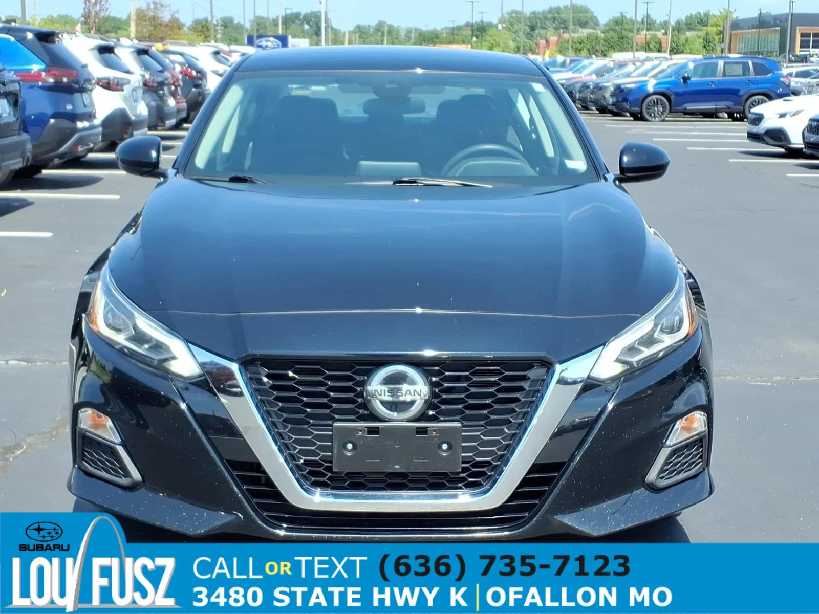Used 2021 Super Black Nissan 2.5 SV image 32
