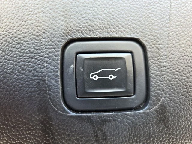 Used 2021 Red Chevrolet LT image 18
