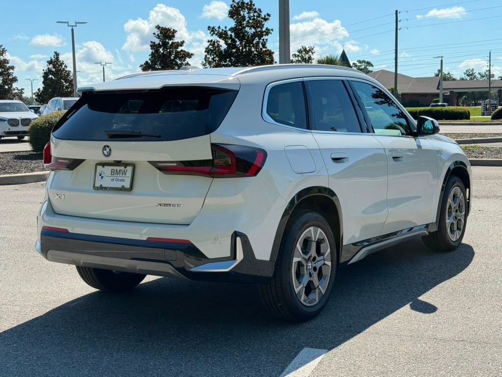 Certified Used 2026 Alpine White BMW xDrive28i image 5
