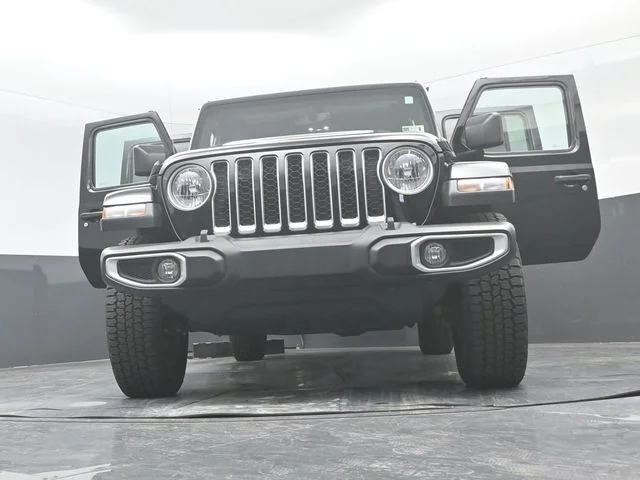 Certified Used 2022 Black Clearcoat Jeep Overland image 29