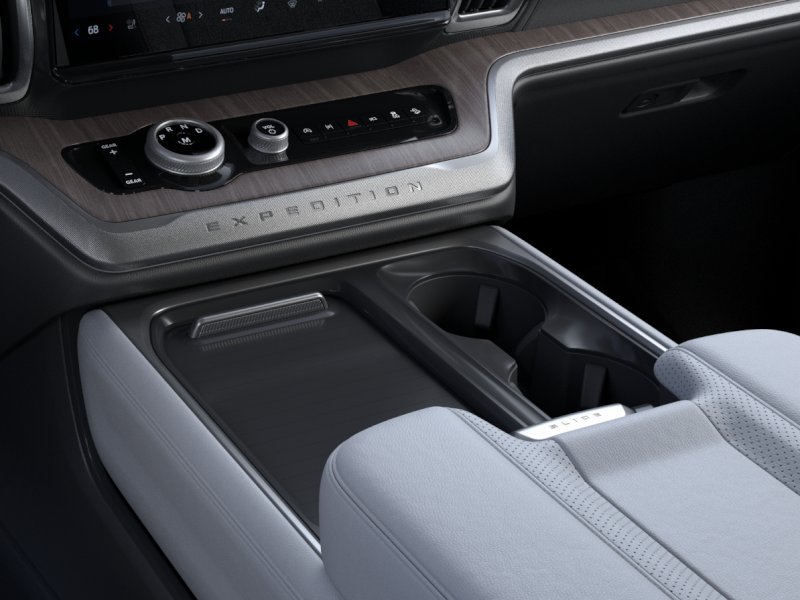 New 2026 Glacier Gray Metallic Tri-Coat Ford Platinum® image 40