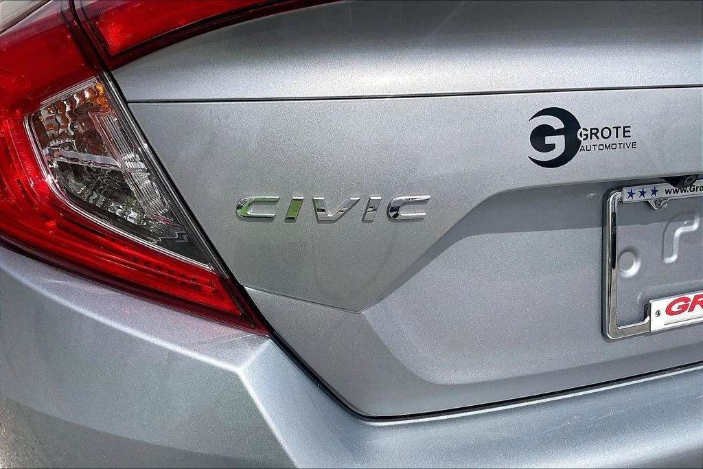 Used 2021 Silver Honda Sport image 9