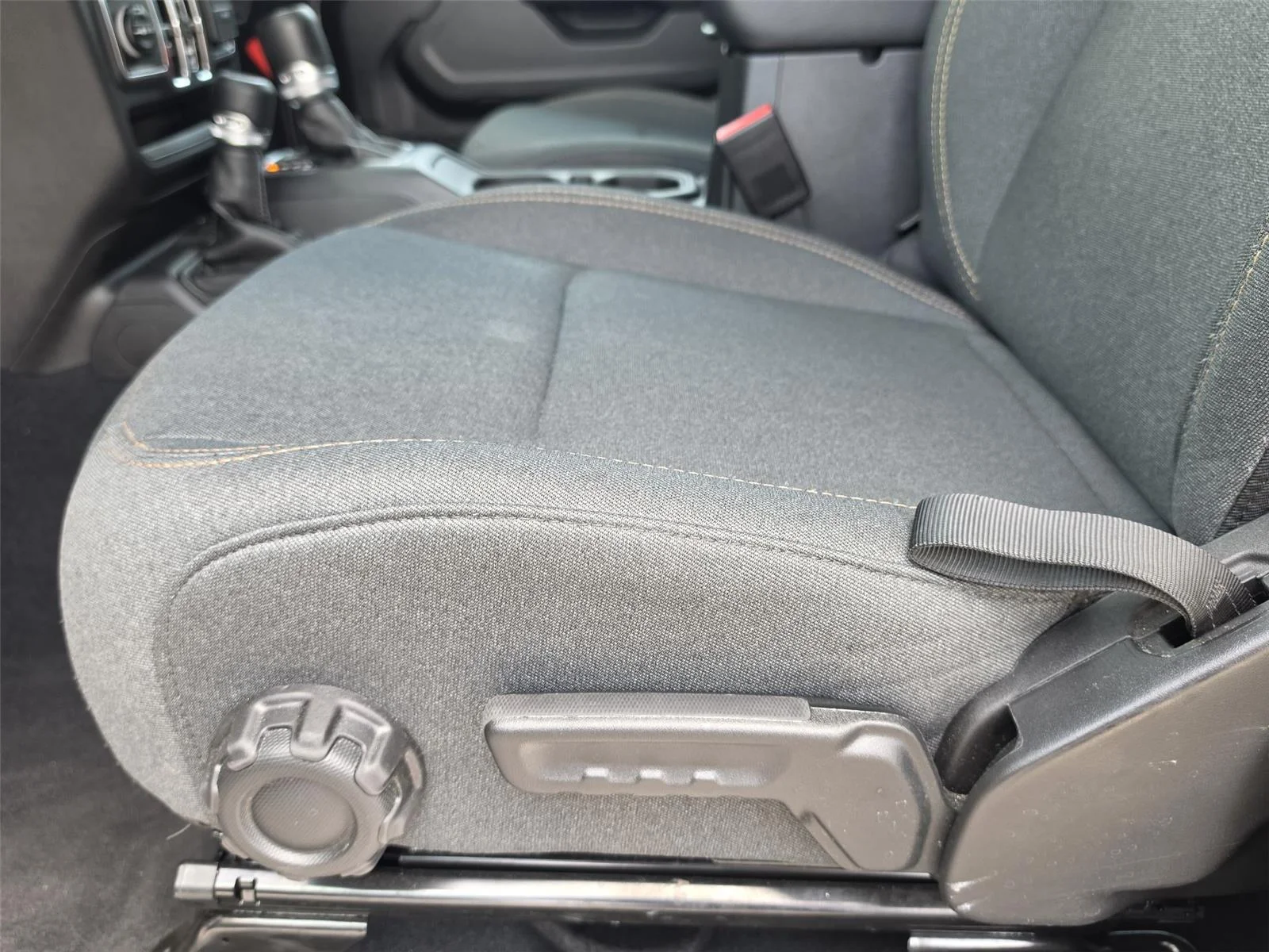 Used 2026 Granite Crystal Metallic Clearcoat Jeep Sport image 14