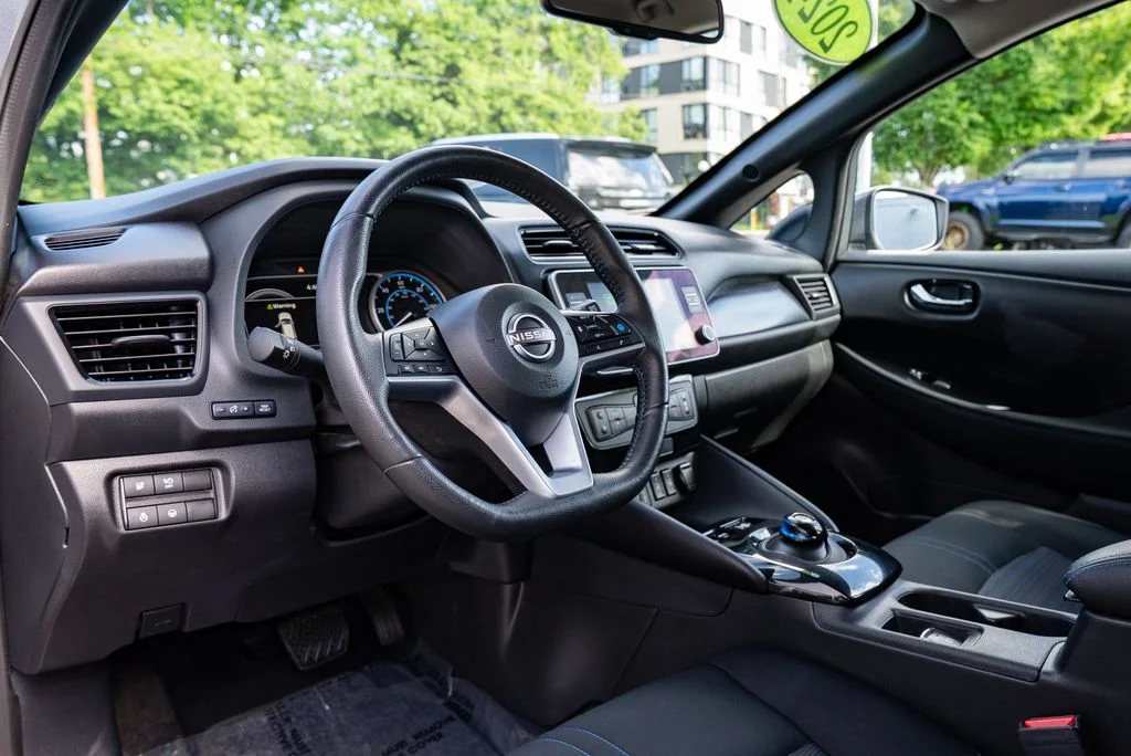 Used 2024 Gray Nissan SV Plus image 21