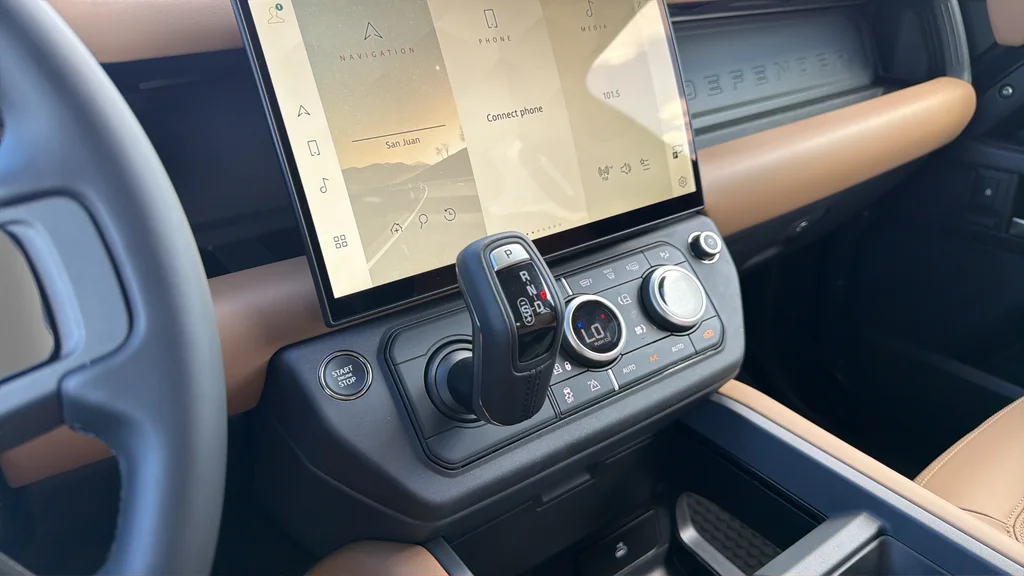 New 2026 Gray Land Rover X-Dynamic SE image 21