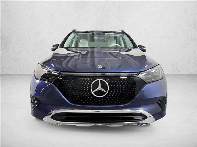 New 2027 Twilight Blue Metallic Mercedes-Benz EQE 320+ image 31