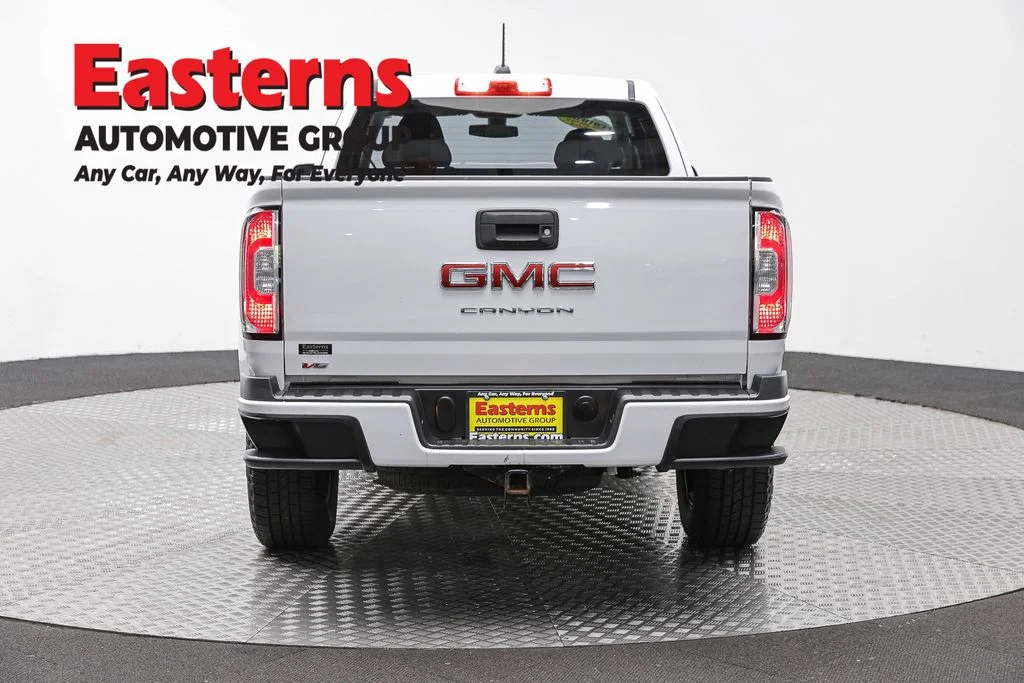 Used 2022 White GMC Elevation Standard image 6