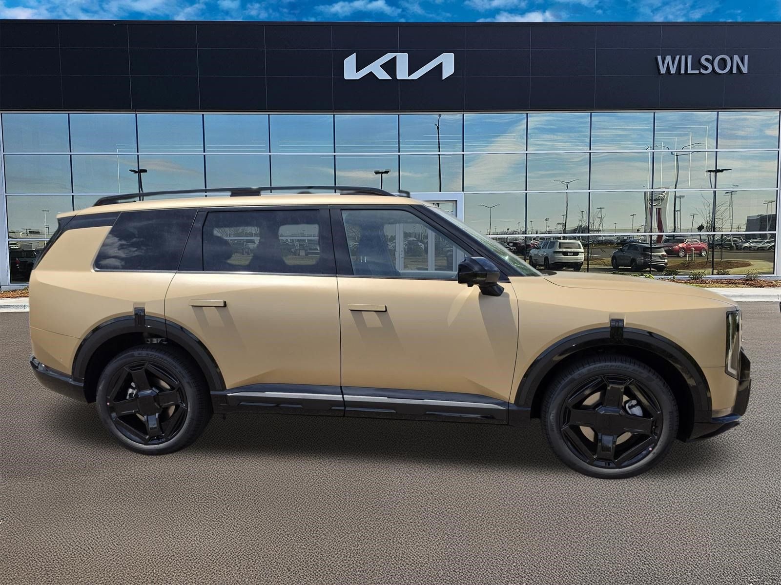 New 2027 Brown Kia X-Line SX image 3
