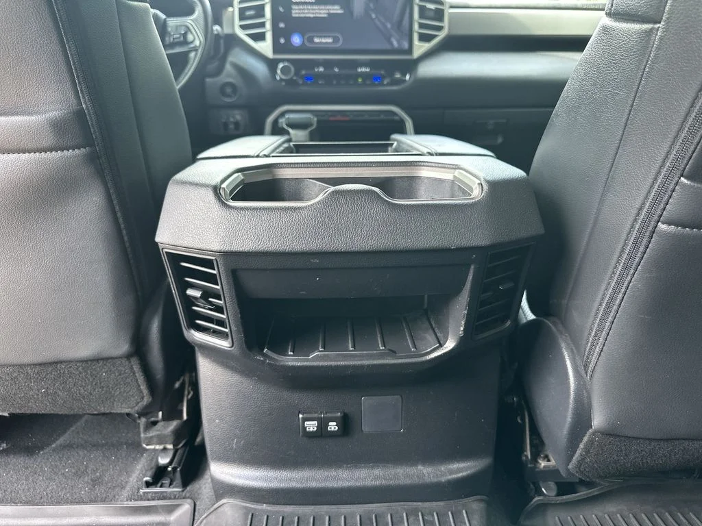 2025 Toyota Tundra Limited - Photo 21