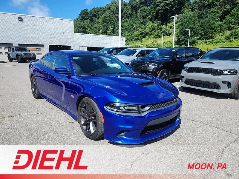Used 2019 Blue Dodge R/T Scat Pack image 1