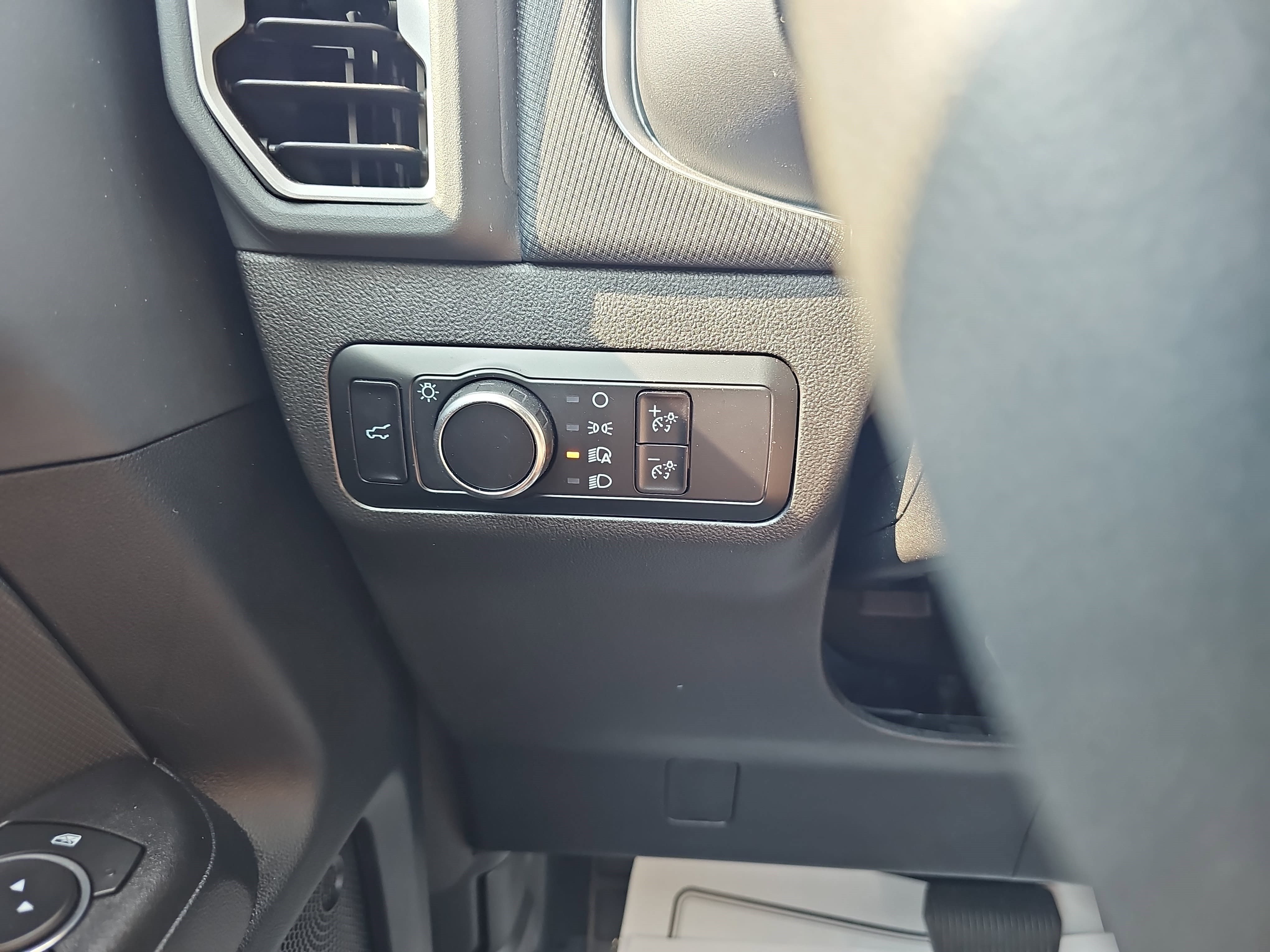 Used 2023 Silver Metallic Ford Big Bend image 30