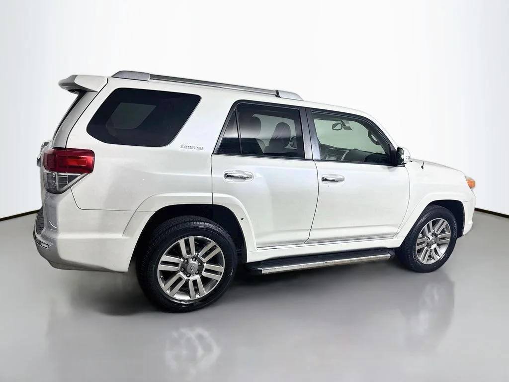 Used 2013 Blizzard Pearl Metallic Toyota Limited image 7