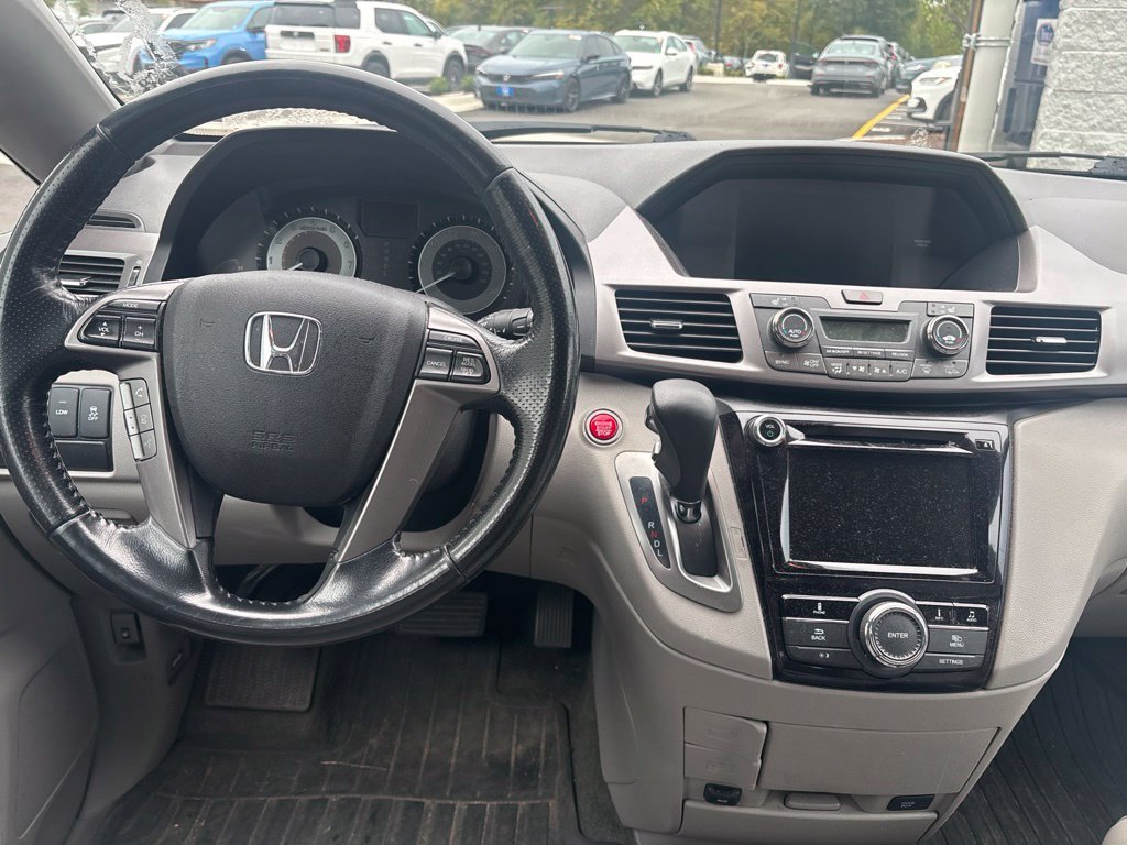 Used 2017 Modern Steel Metallic Honda EX-L image 11