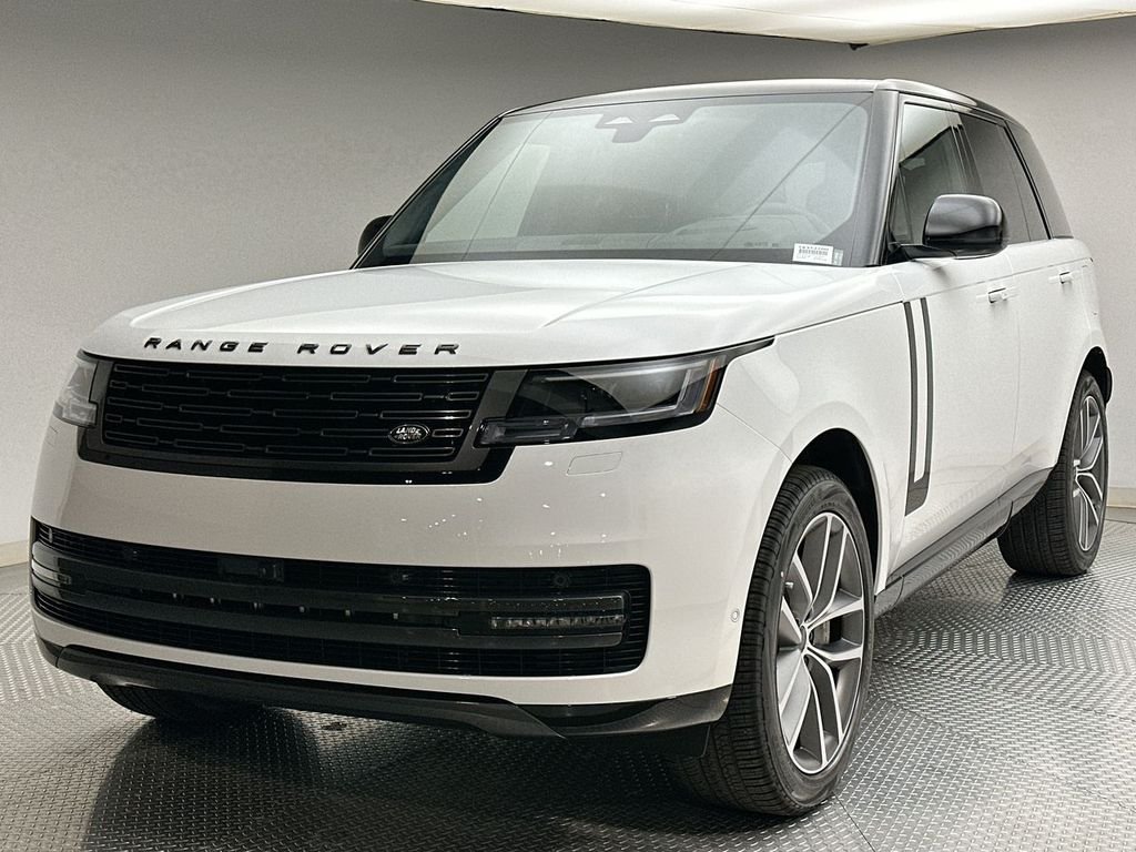 New 2026 Fuji White Land Rover SE image 1