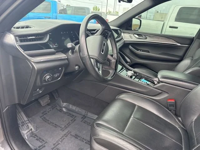 Used 2023 Baltic Gray Metallic Clearcoat Jeep Overland image 19