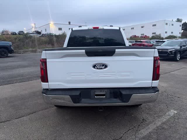 Used 2025 Oxford White Ford XLT image 7