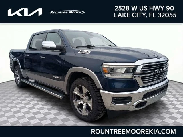 2020 RAM 1500 Laramie 4x4 Crew Cab 5'7's photo