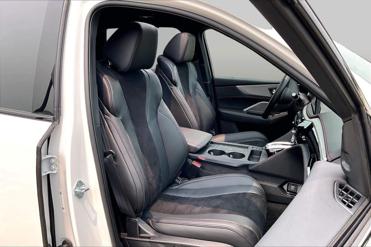 Used 2026 Platinum White Pearl Acura SH-AWD A-Spec image 9