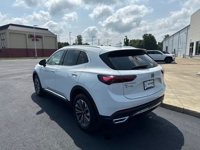 Used 2025 White Buick Preferred image 7