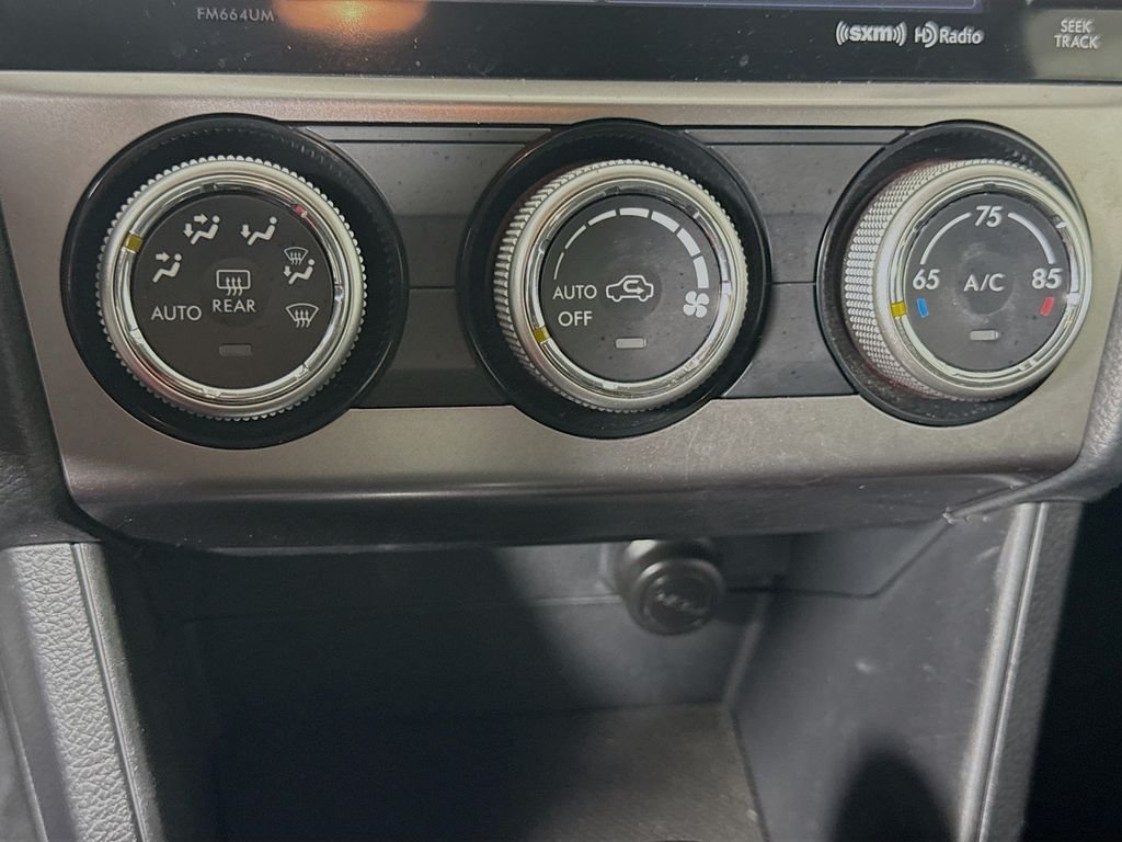 Used 2015 Dark Gray Metallic Subaru Limited image 15