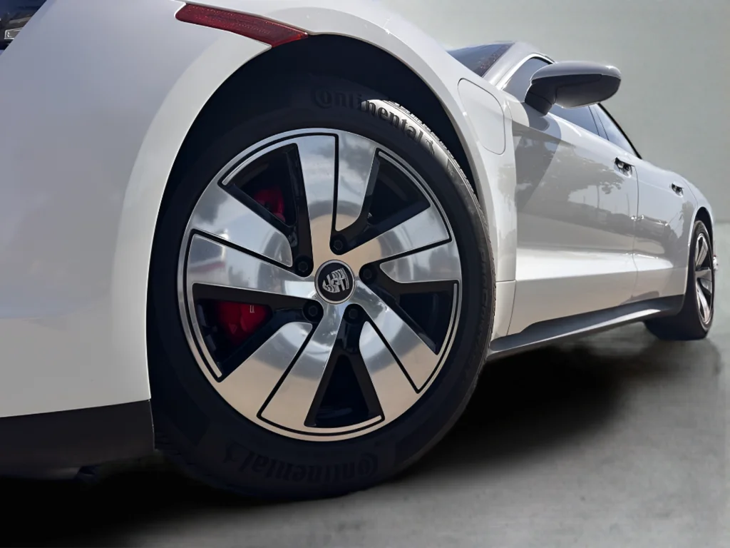 2023 Porsche Taycan S - Photo 26