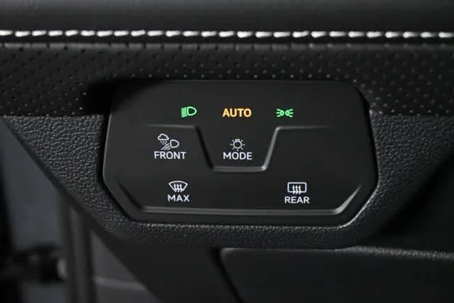 New 2026 Pure Gray Volkswagen 2.0T SEL image 43