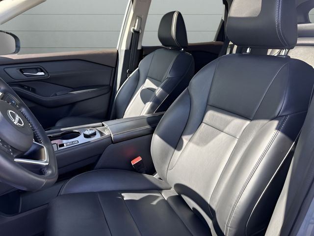 Used 2023 Gray Nissan SL image 21