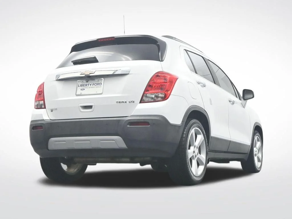 Used 2016 Summit White Chevrolet LTZ image 43