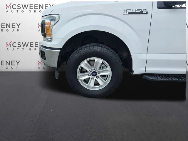 Used 2018 White Ford XL image 27