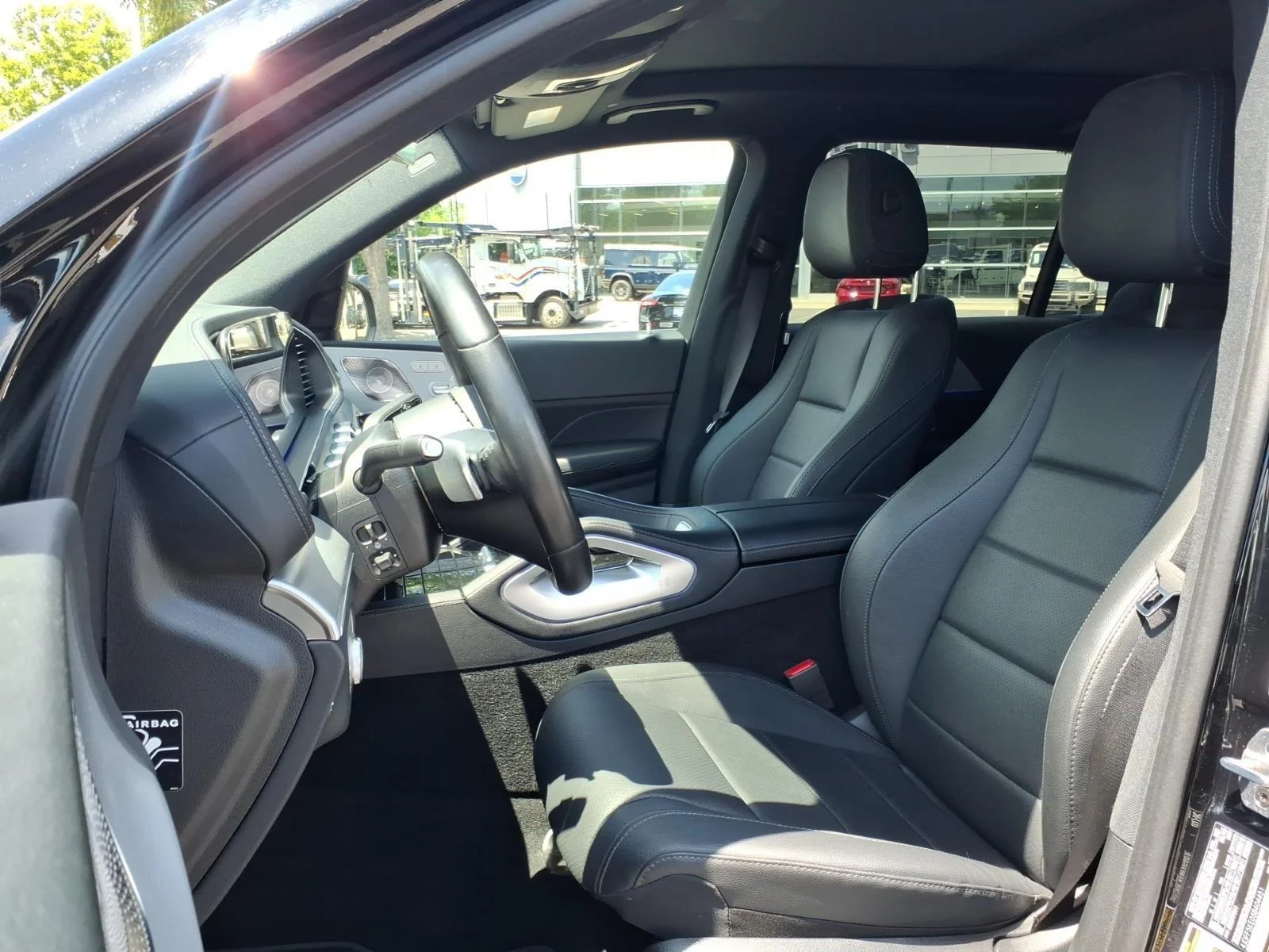 Used 2025 BLACK Mercedes-Benz 450 image 19