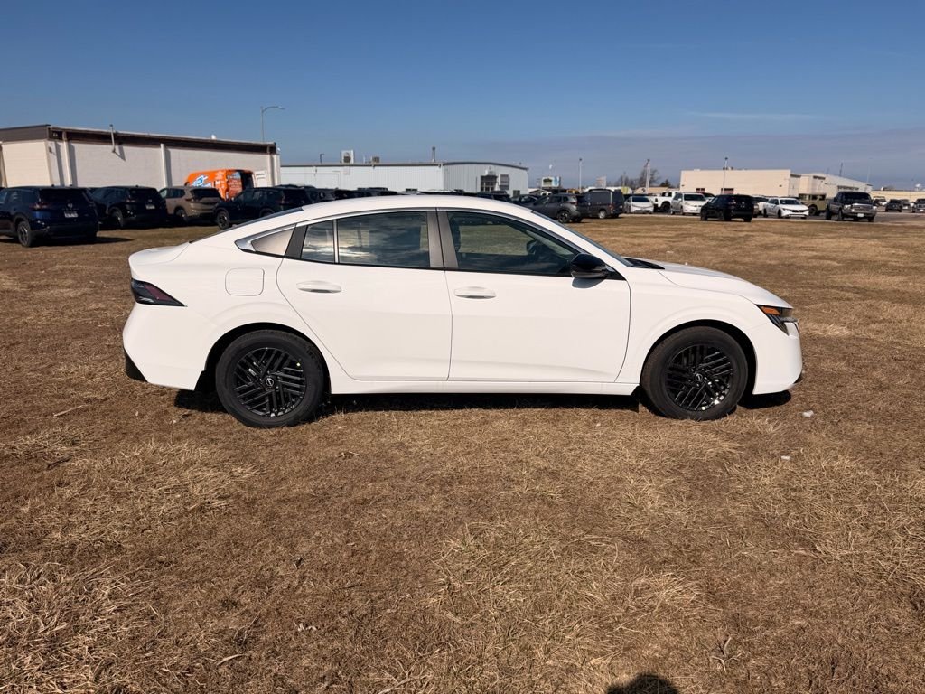 2026 Nissan Sentra SV - Photo 4
