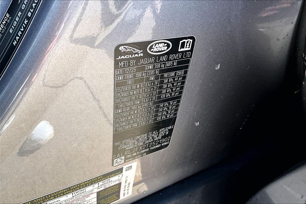 Used 2026 Gray Land Rover Dynamic SE image 32