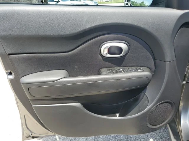 Used 2014 Gray Kia Base image 18