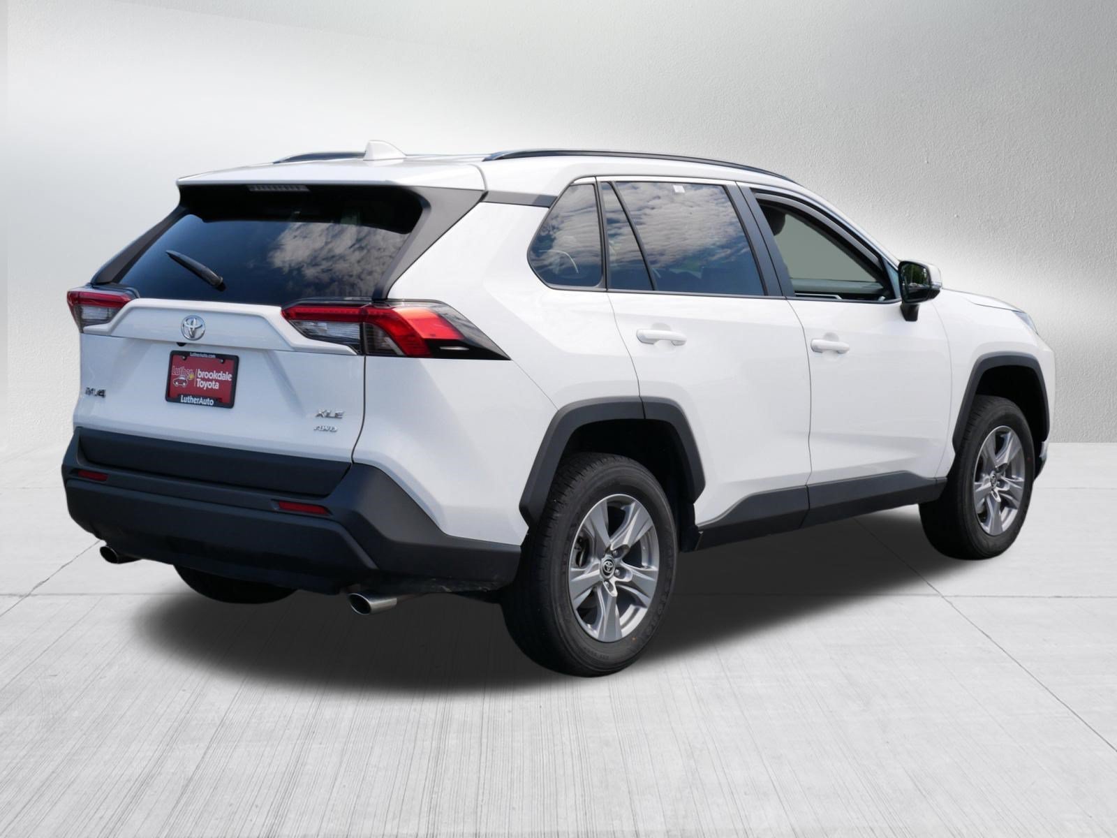 Certified Used 2025 ICE CAP Toyota XLE image 7