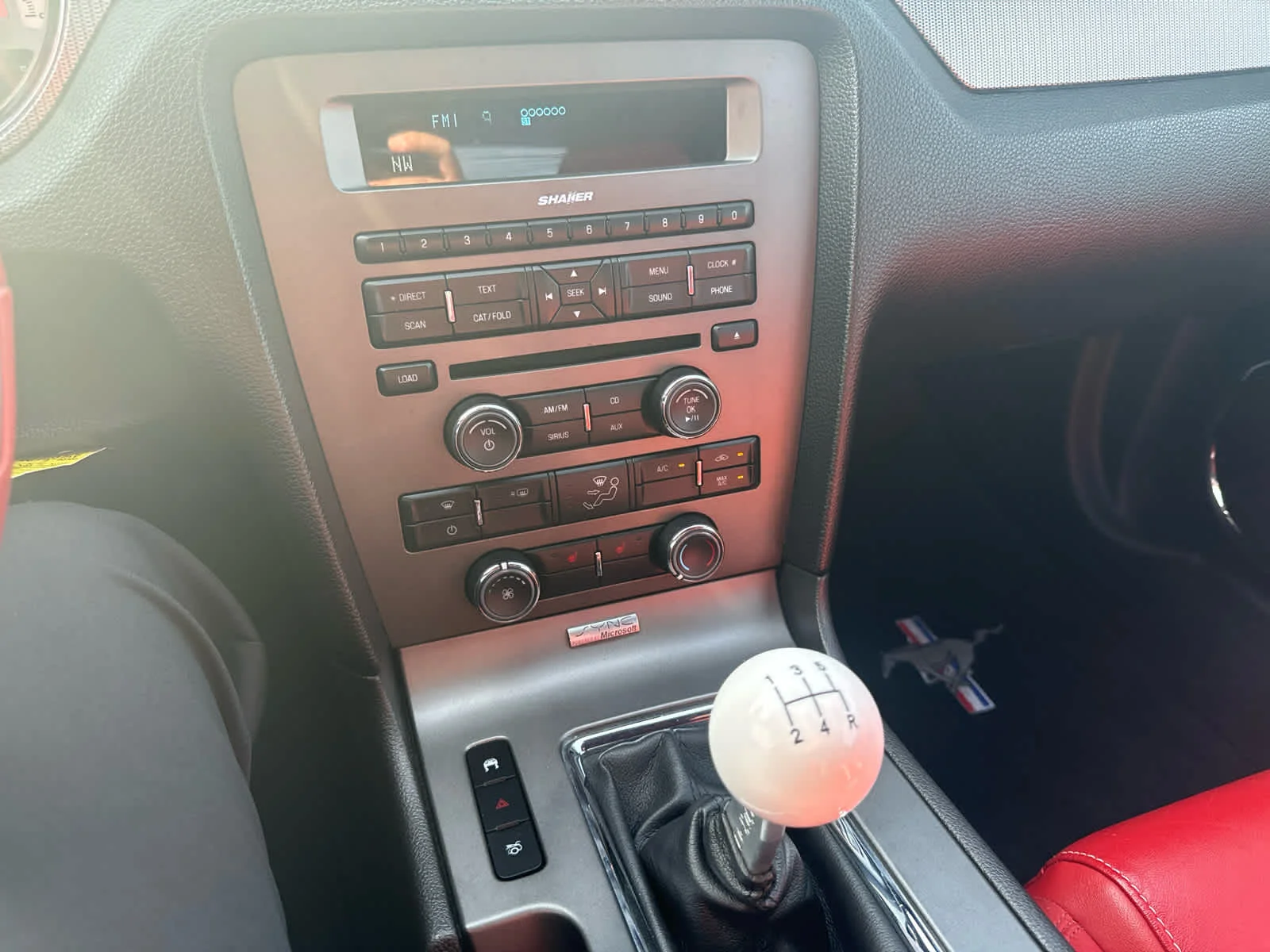 Used 2010 GRAY Ford GT Premium image 12