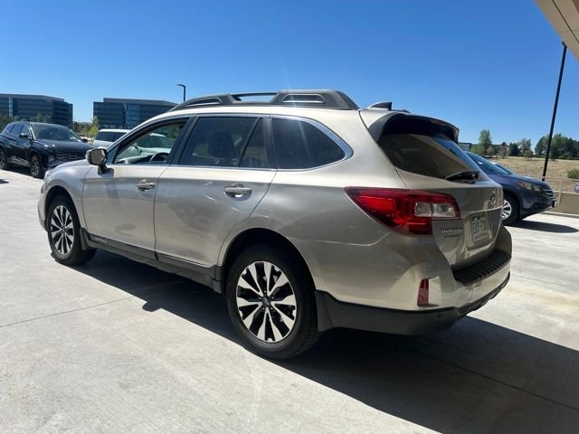 2017 Subaru Outback Limited - Photo 4