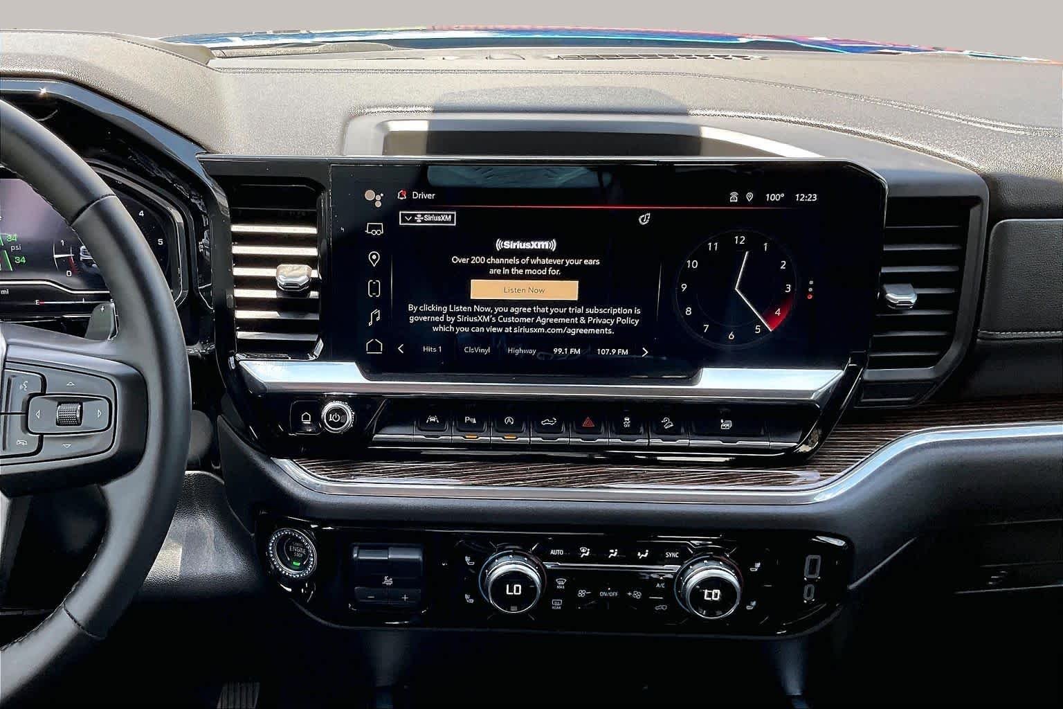Used 2024 Dynamic Blue Metallic GMC Elevation image 7